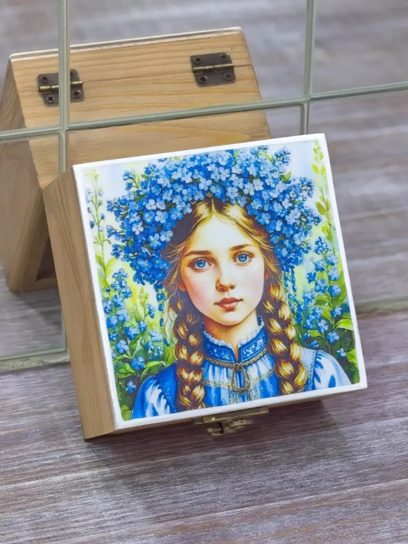 Шкатулка "Синяя девица"